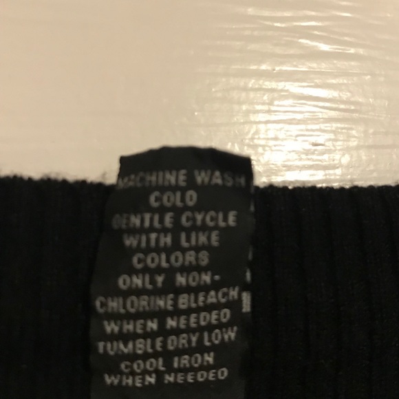 INC Deep Scoop Neck Top - Picture 4 of 4